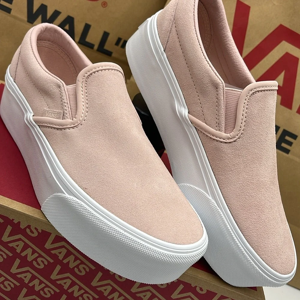 Vans WMNS Platform Sneakers Classic Slip-On Stackform Mono Embroidery Rose Smoke